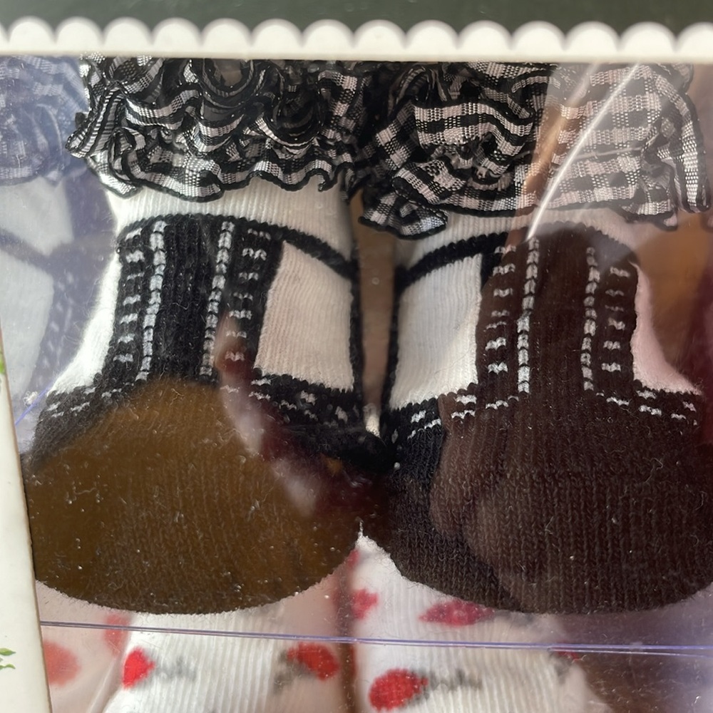 Laura Ashley Baby Girl 4 Pair Sock Set Size: 0-6 Months NEW - Picture 2 of 6